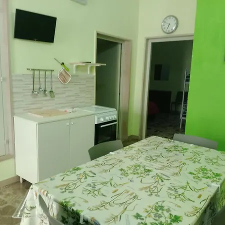 Bed & Breakfast Pescandora 3*