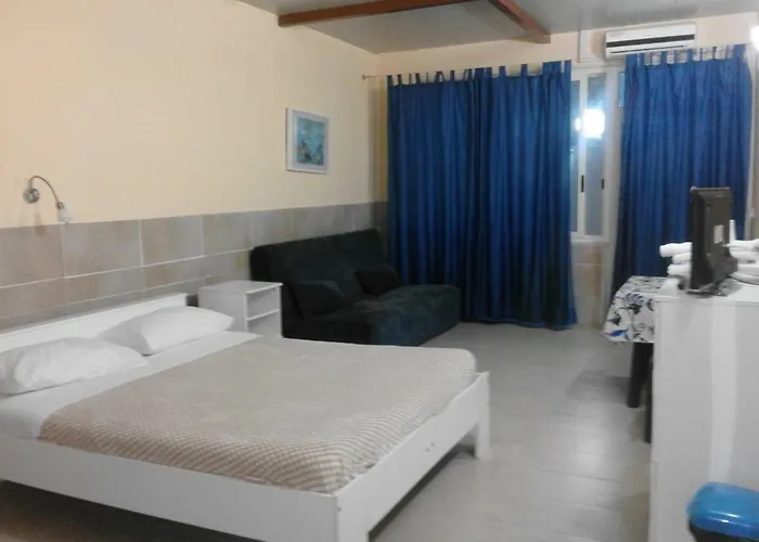 Alojamento de Acomodação e Pequeno-almoço Pescandora 3*